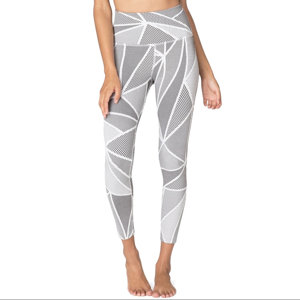 Beyond Yoga Breakout Studio Midi Legging, Black & White Geometric Print (XS)